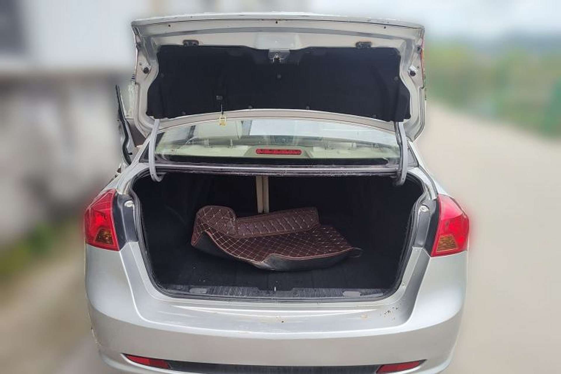Used Buick Excelle 2015 1.5L Automatic Classic Model Trunk