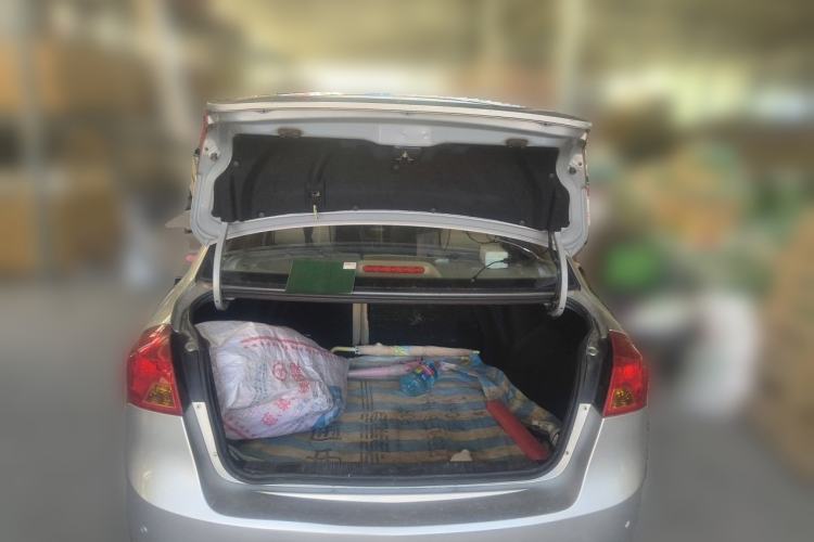Used Buick Excelle 2015 1.5L Automatic Classic Model Trunk