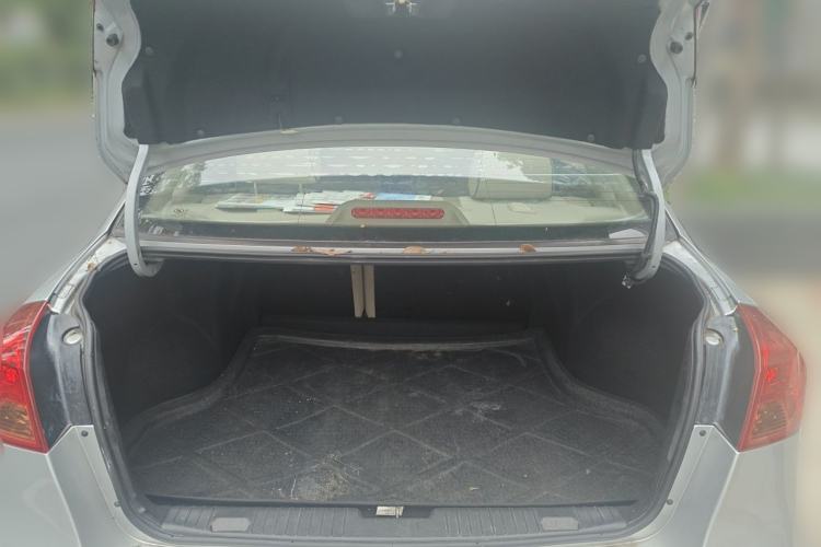 Used Buick Excelle 2015 1.5L Automatic Classic Model Trunk
