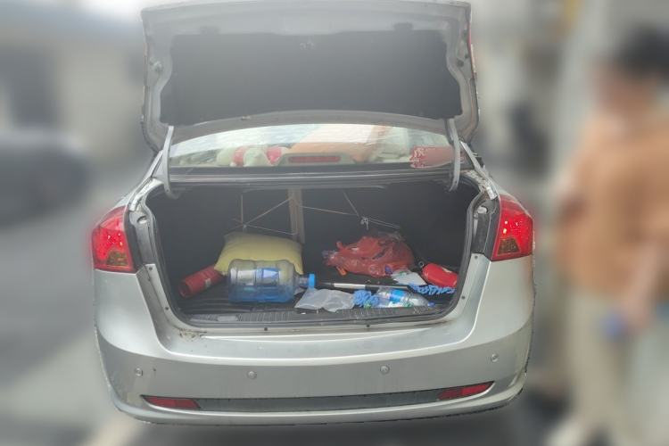 Used Buick Excelle 2015 1.5L Automatic Classic Model Trunk