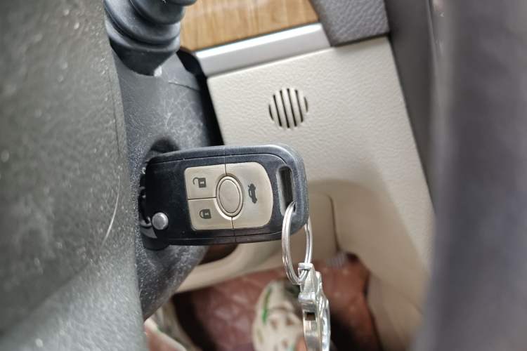 Used Buick Excelle 2015 1.5L Automatic Classic Model Vehicle Key