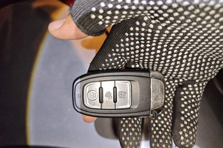 Used Buick Excelle 2015 1.5L Manual Classic Trim Vehicle Key