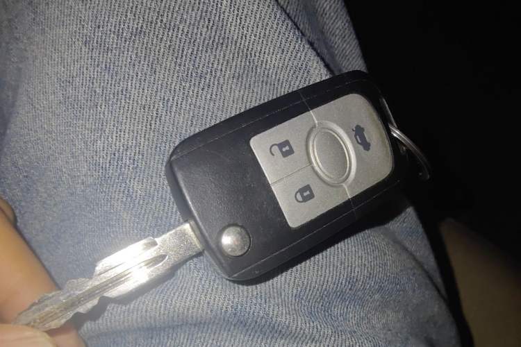 Used Buick Excelle 2015 1.5L Automatic Classic Model Vehicle Key