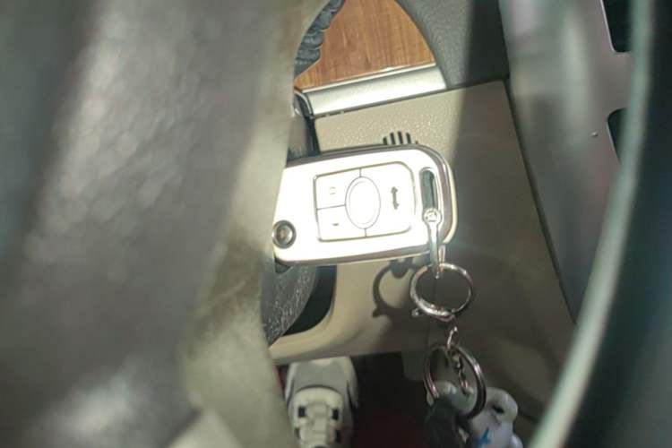 Used Buick Excelle 2015 1.5L Automatic Classic Model Vehicle Key