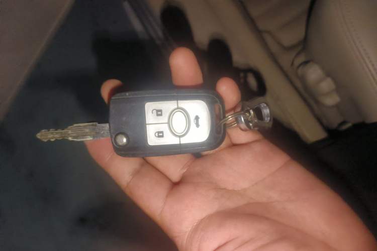 Used Buick Excelle 2015 1.5L Automatic Classic Model Vehicle Key