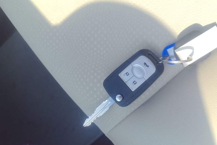 Used Buick Excelle 2015 1.5L Manual Classic Trim Vehicle Key
