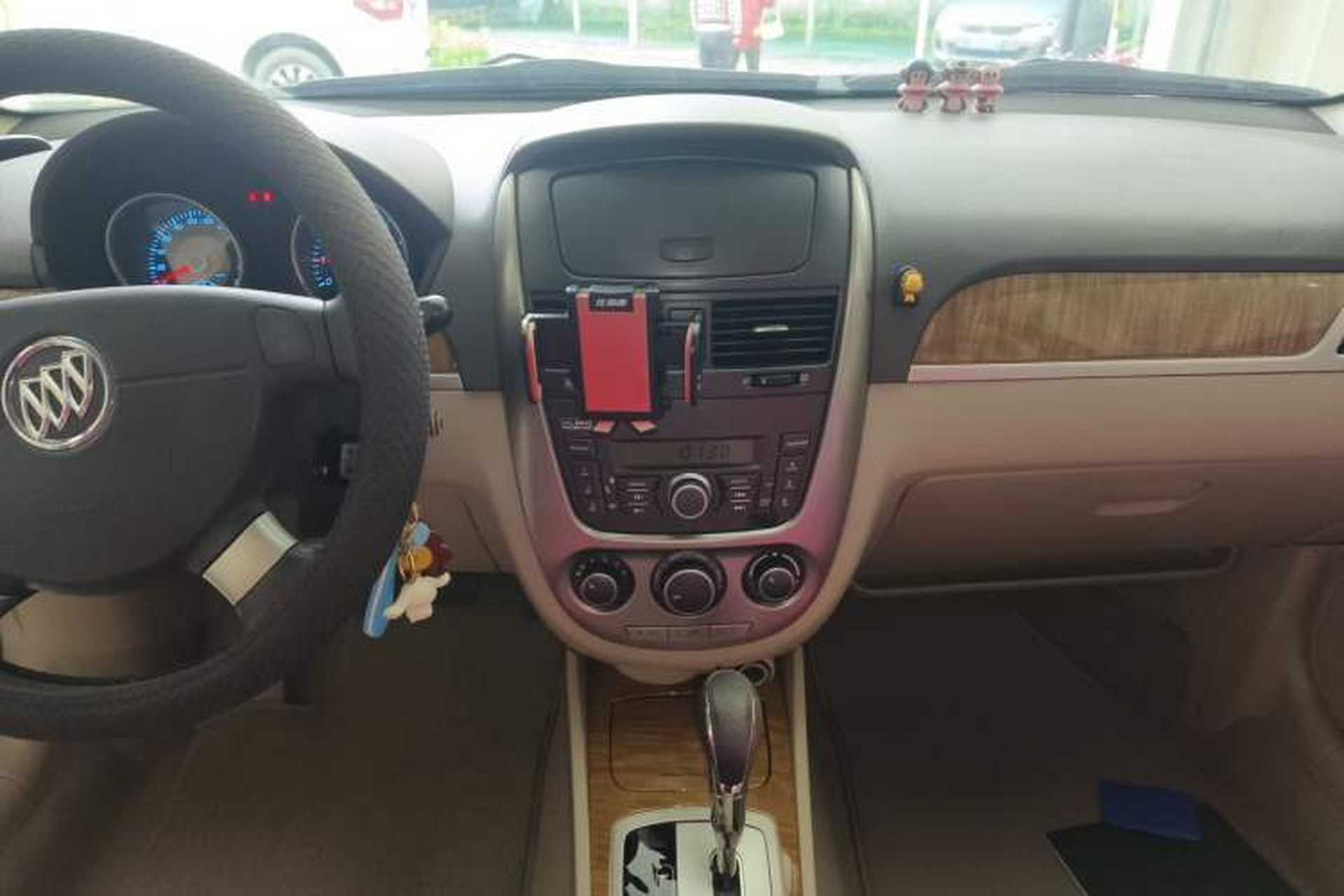 Used Buick Excelle 2015 1.5L Automatic Classic Model Audio And AC Panel