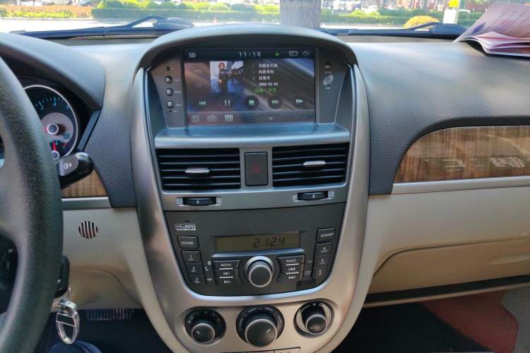 Used Buick Excelle 2015 1.5L Automatic Classic Model Audio And AC Panel