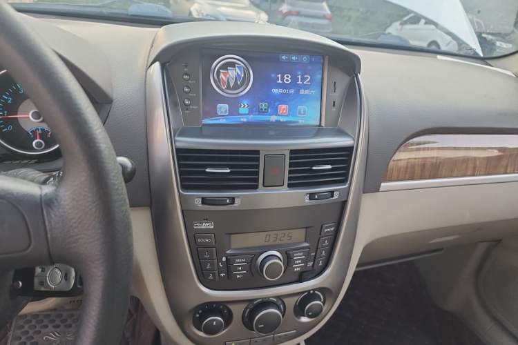 Used Buick Excelle 2015 1.5L Automatic Classic Model Audio And AC Panel