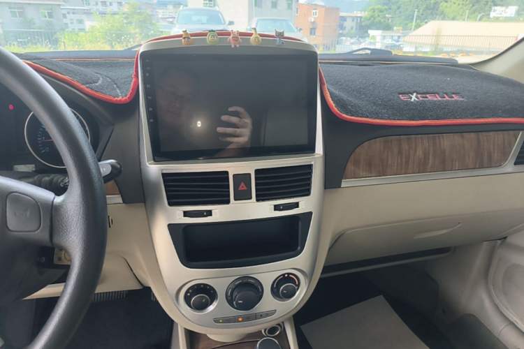 Used Buick Excelle 2015 1.5L Automatic Classic Model Audio And AC Panel