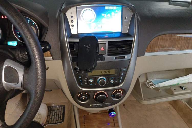 Used Buick Excelle 2015 1.5L Manual Classic Trim Audio And AC Panel