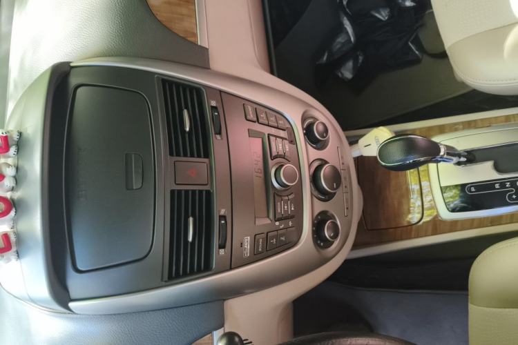 Used Buick Excelle 2015 1.5L Automatic Classic Model Audio And AC Panel