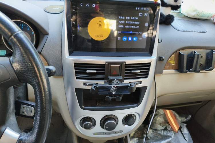 Used Buick Excelle 2015 1.5L Automatic Luxury Edition Audio And AC Panel