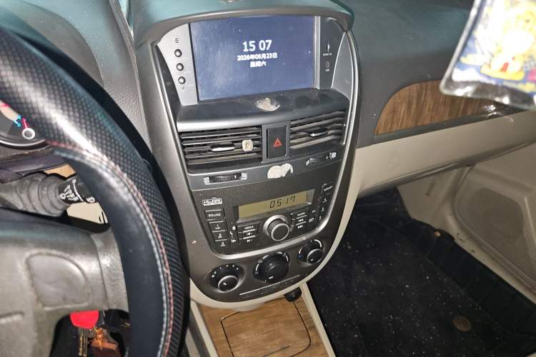 Used Buick Excelle 2015 1.5L Manual Classic Trim Audio And AC Panel