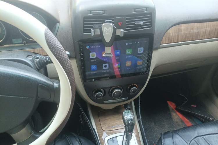 Used Buick Excelle 2015 1.5L Automatic Classic Model Audio And AC Panel