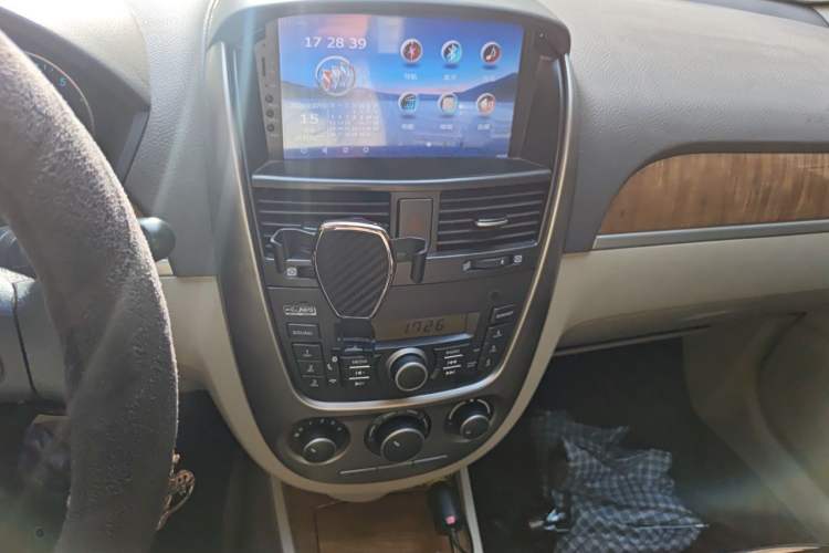 Used Buick Excelle 2015 1.5L Manual Classic Trim Audio And AC Panel
