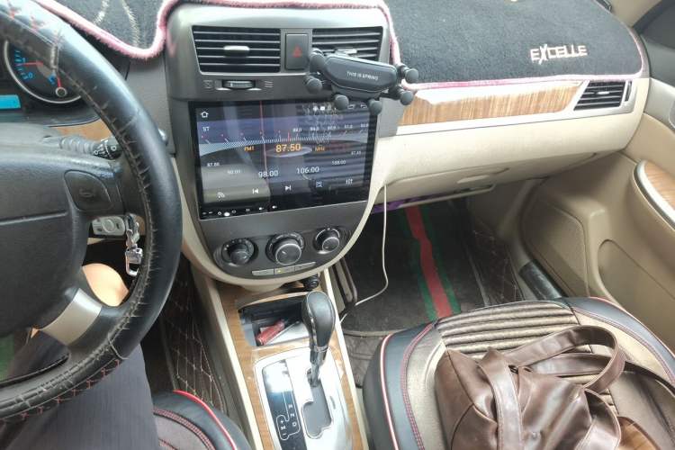 Used Buick Excelle 2015 1.5L Automatic Classic Model Audio And AC Panel