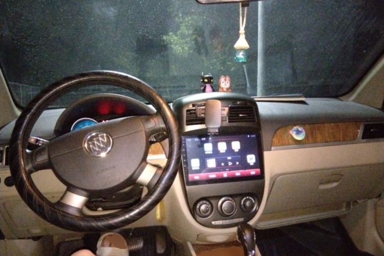 Used Buick Excelle 2015 1.5L Automatic Classic Model Center Console