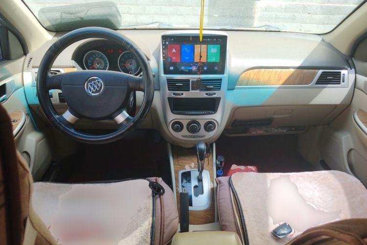 Used Buick Excelle 2015 1.5L Automatic Classic Model Center Console