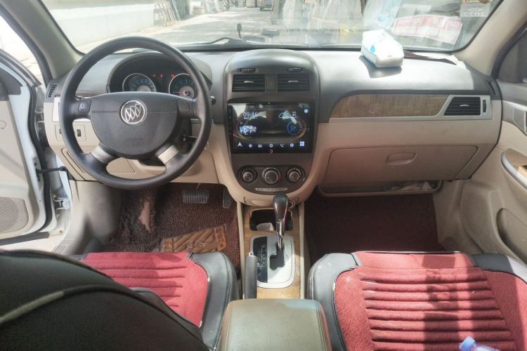 Used Buick Excelle 2015 1.5L Automatic Classic Model Center Console