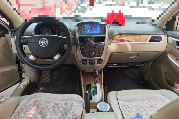 Used Buick Excelle 2015 1.5L Automatic Classic Model Center Console
