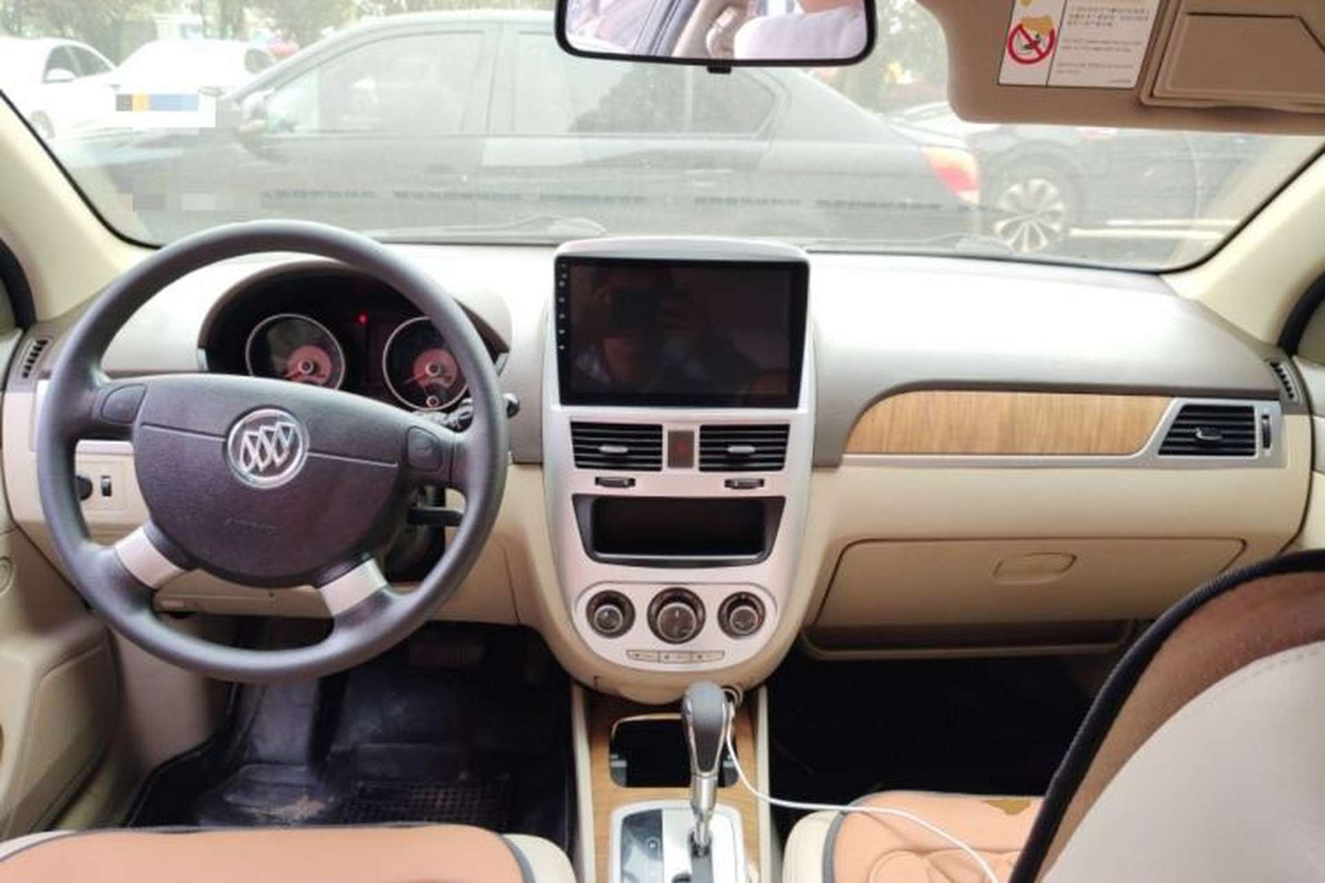 Used Buick Excelle 2015 1.5L Automatic Classic Model Center Console
