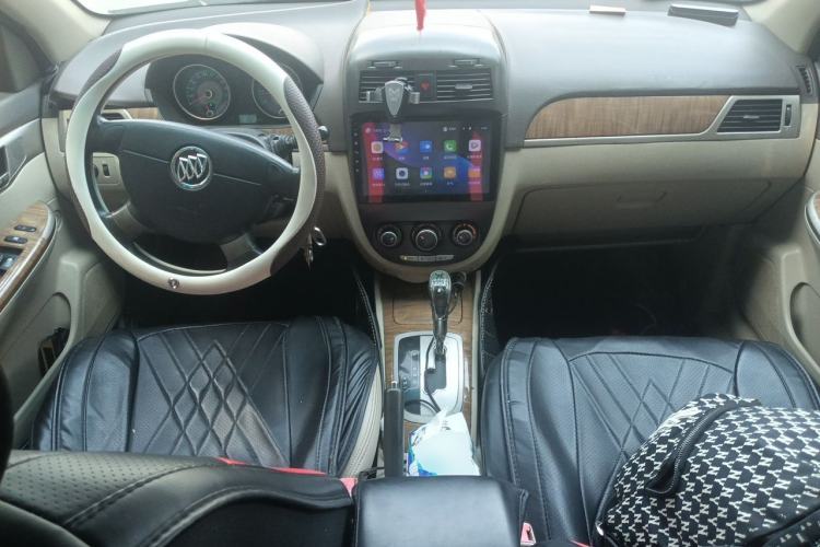 Used Buick Excelle 2015 1.5L Automatic Classic Model Center Console
