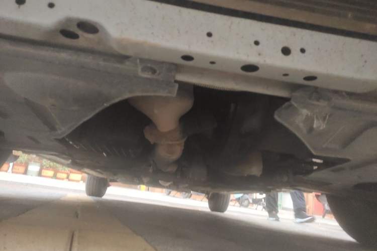 Used Buick Excelle 2015 1.5L Manual Classic Trim Chassis Front