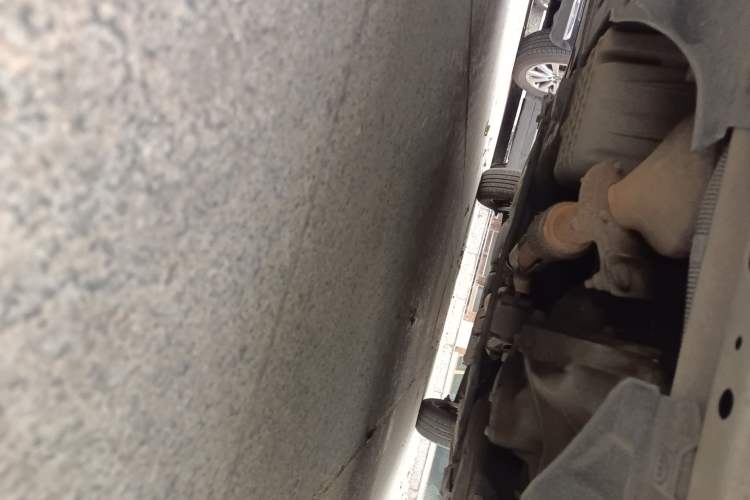 Used Buick Excelle 2015 1.5L Manual Classic Trim Chassis Front