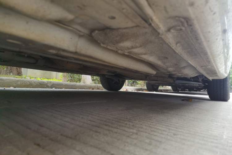Used Buick Excelle 2015 1.5L Automatic Classic Model Chassis Front Left