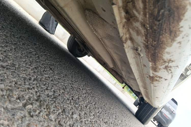 Used Buick Excelle 2015 1.5L Manual Classic Trim Chassis Front Left