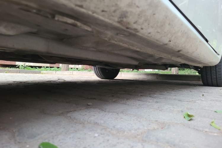 Used Buick Excelle 2015 1.5L Manual Classic Trim Chassis Front Left