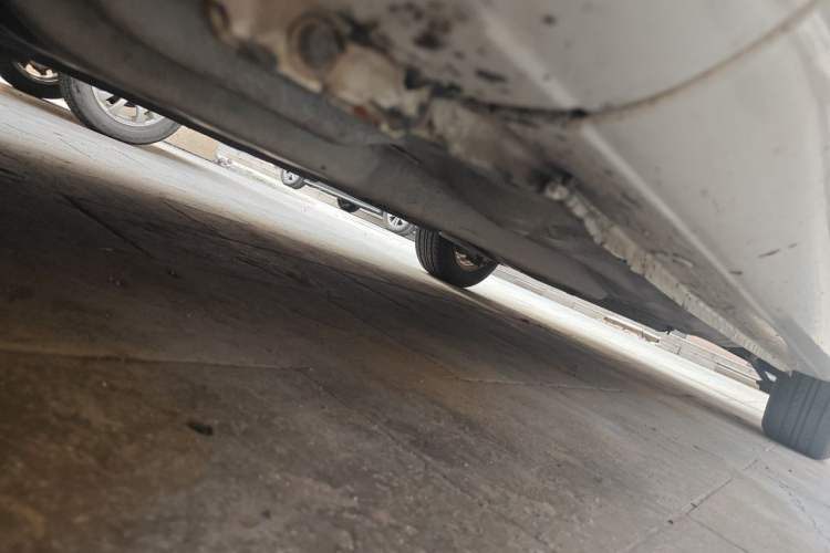 Used Buick Excelle 2015 1.5L Manual Classic Trim Chassis Front Left