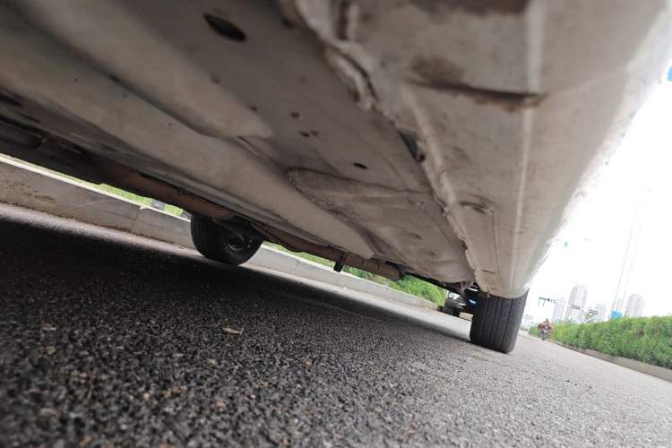 Used Buick Excelle 2015 1.5L Automatic Classic Model Chassis Front Left
