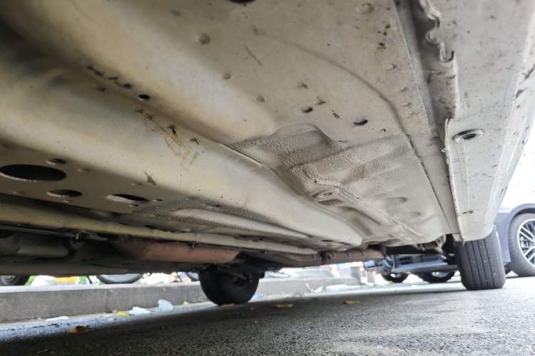 Used Buick Excelle 2015 1.5L Automatic Classic Model Chassis Front Left