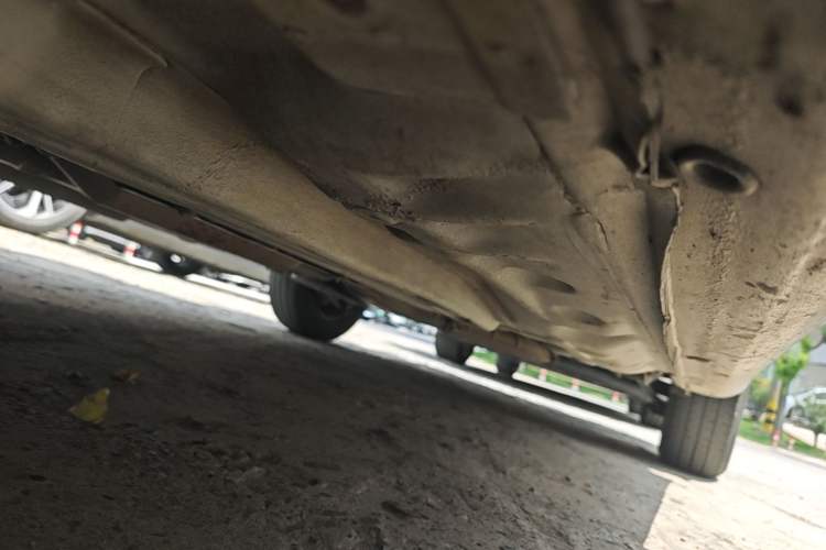 Used Buick Excelle 2015 1.5L Manual Classic Trim Chassis Front Left