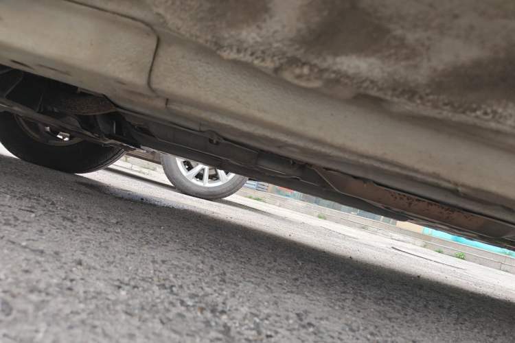 Used Buick Excelle 2015 1.5L Manual Classic Trim Chassis Front Left