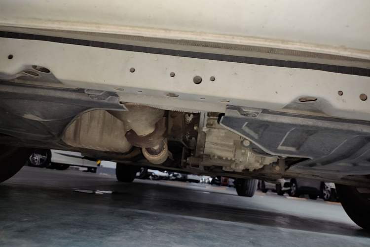 Used Buick Excelle 2015 1.5L Automatic Classic Model Chassis Front