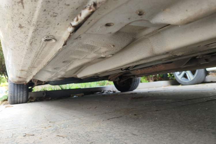 Used Buick Excelle 2015 1.5L Manual Classic Trim Chassis Front Right