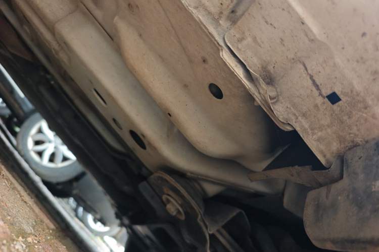 Used Buick Excelle 2015 1.5L Automatic Classic Model Chassis Front Right