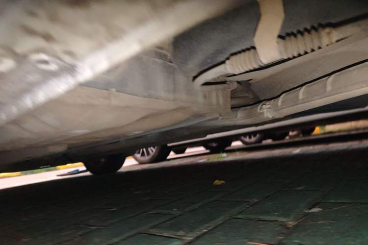 Used Buick Excelle 2015 1.5L Automatic Classic Model Chassis Front Right