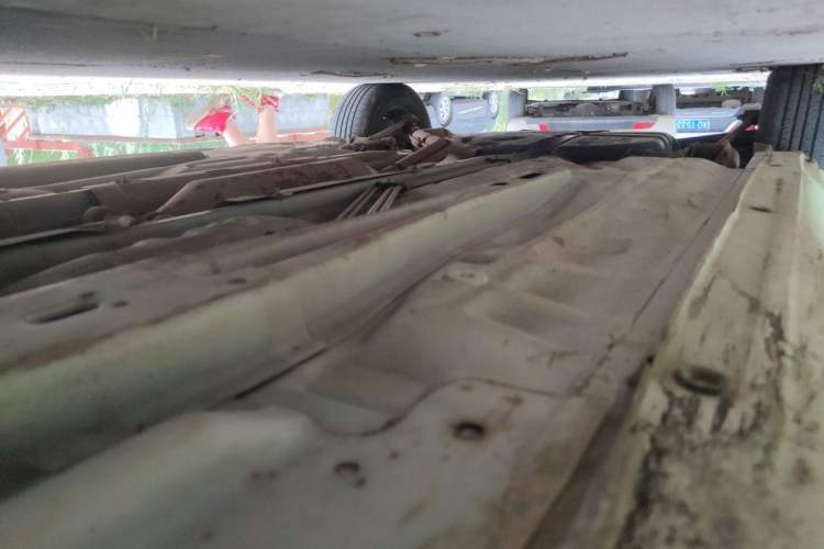Used Buick Excelle 2015 1.5L Manual Classic Trim Chassis Front Right