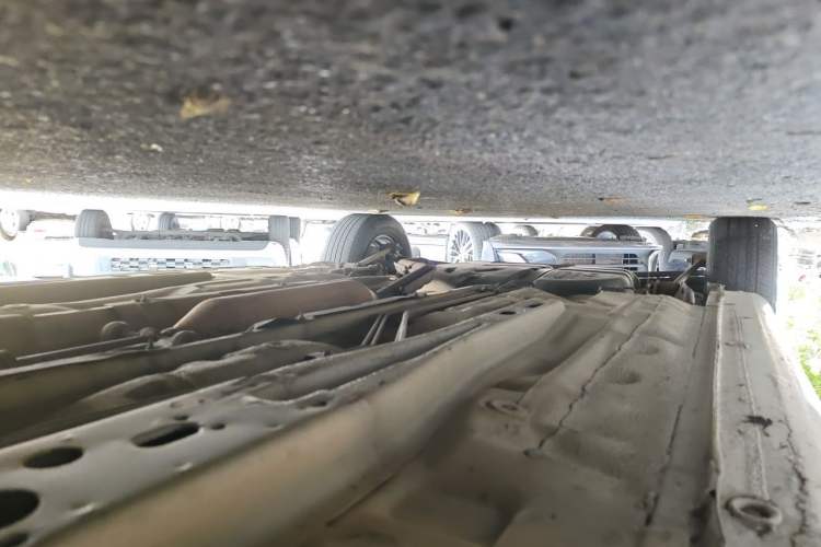 Used Buick Excelle 2015 1.5L Automatic Classic Model Chassis Front Right