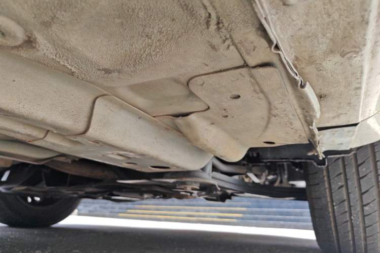 Used Buick Excelle 2015 1.5L Automatic Classic Model Chassis Front Right