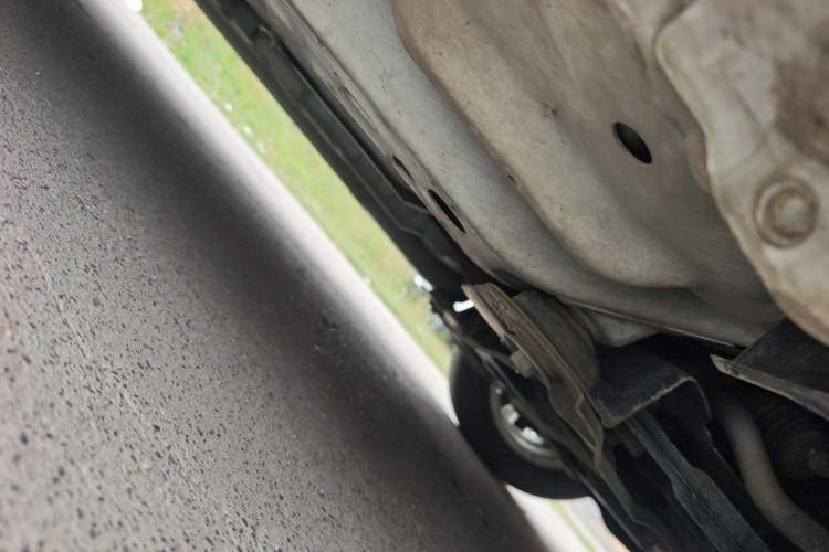Used Buick Excelle 2015 1.5L Automatic Classic Model Chassis Front Right