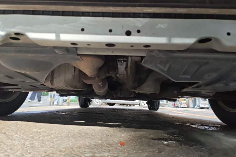 Used Buick Excelle 2015 1.5L Manual Classic Trim Chassis Front