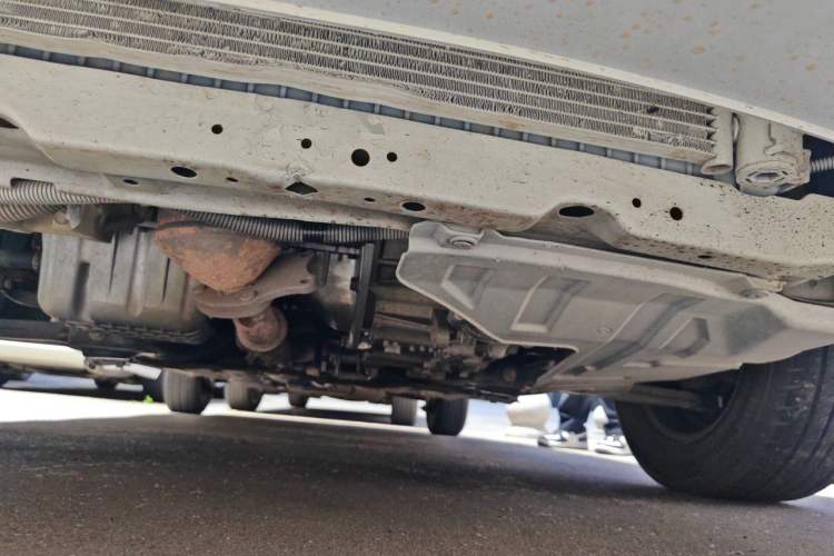 Used Buick Excelle 2015 1.5L Automatic Classic Model Chassis Front