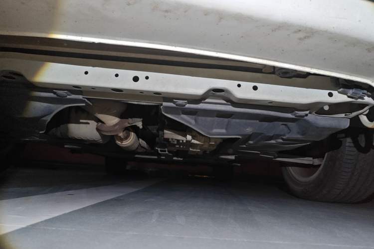 Used Buick Excelle 2015 1.5L Automatic Luxury Edition Chassis Front