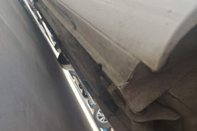 Used Buick Excelle 2015 1.5L Automatic Classic Model Chassis Rear Left