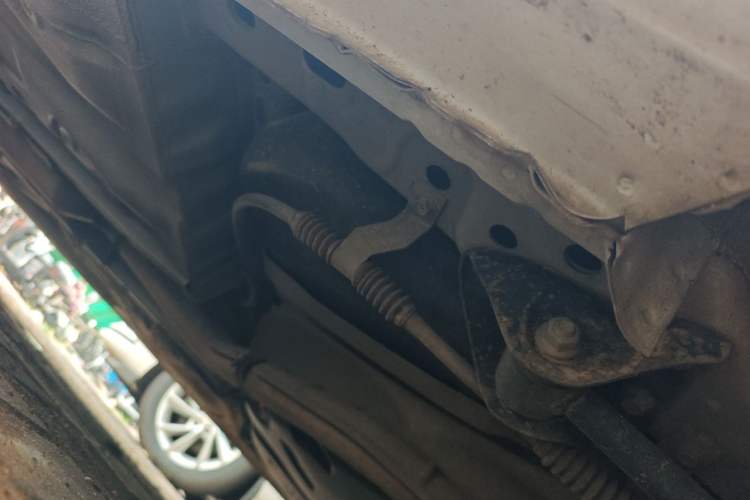 Used Buick Excelle 2015 1.5L Automatic Classic Model Chassis Rear Left